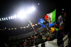 Juventus Inter mercato fatturati sfida allegri suning
