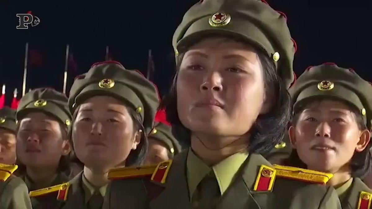 Kim Jong Un piange: "Mi vergogno di non essere all'altezza" | video