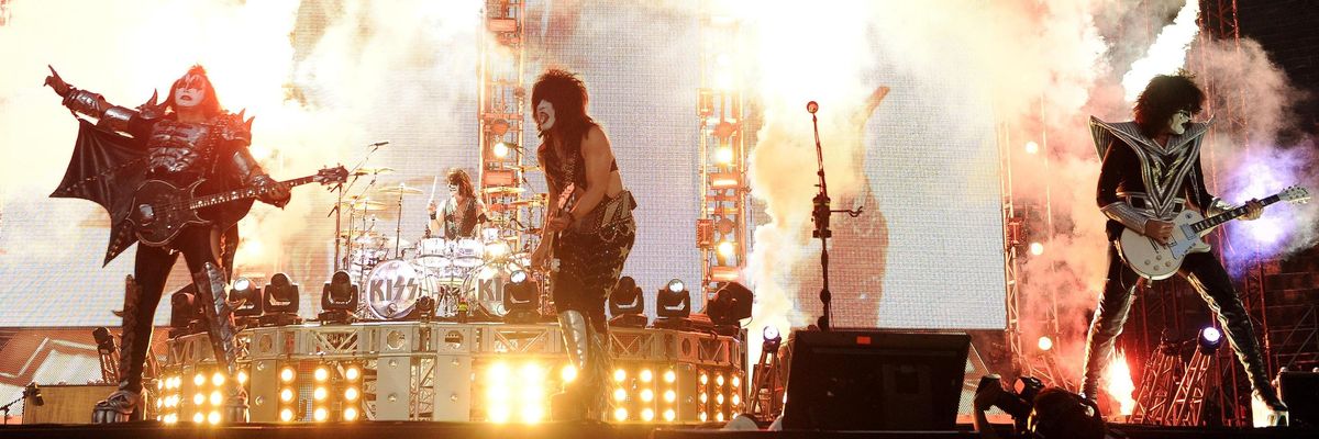 Addio ai Kiss: la band che ha suonato tutto e il suo contrario
