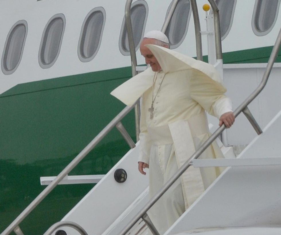 Bergoglio, il Papa che non teme la folla