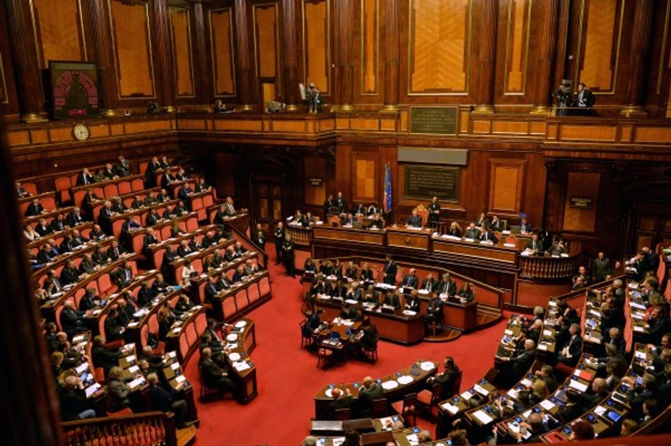 Italicum: la legge va avanti ma sale la tensione nel Pd