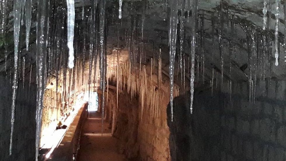 A short trip to the Frasassi Caves