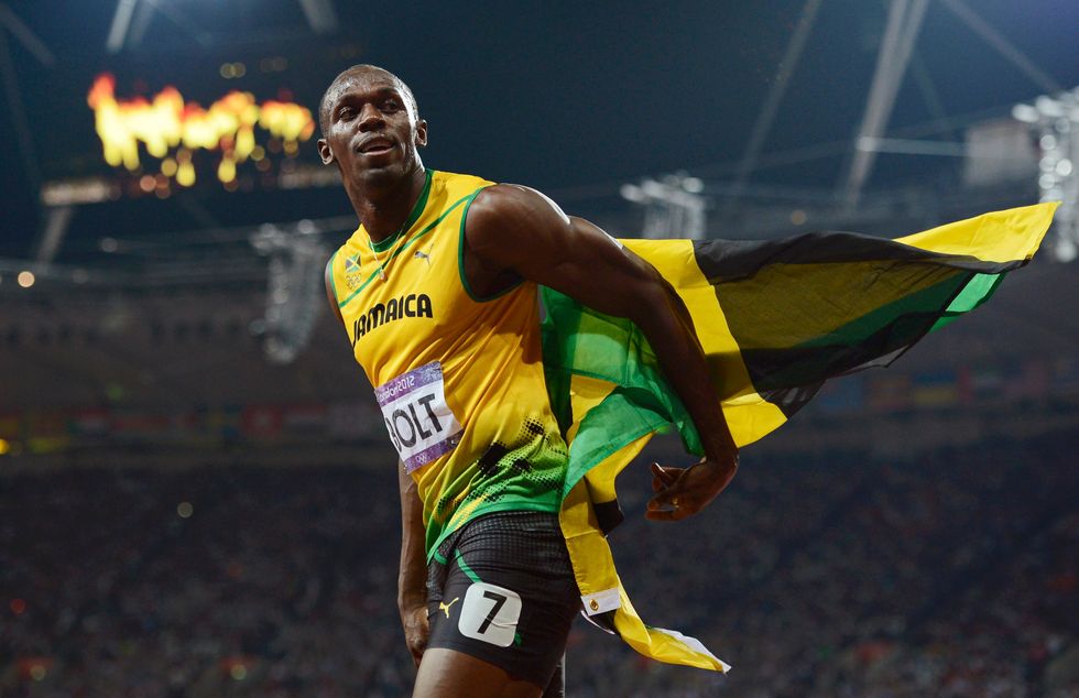 Bolt leggenda: 19''32 per battere anche Lewis