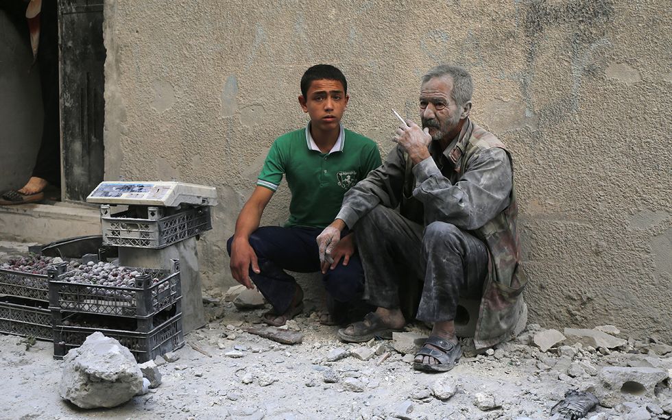 La guerra in Siria: bombardamenti su Aleppo