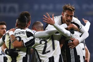 Juventus Roma 1-0 scudetto Allegri Higuain