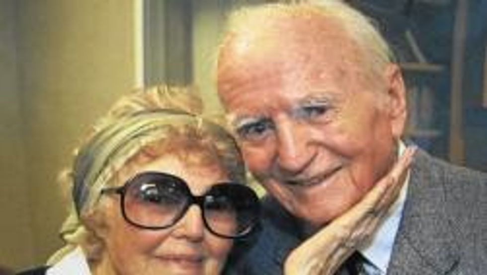 Les e Helen, sposati da 75 anni muoiono lo stesso giorno