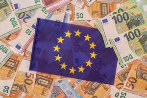 ​banconote euro, bandiera europa