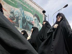 ​Corteo a Teheran