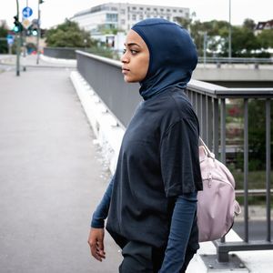 ​donna musulmana con il velo
