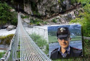 Ponte Tibetano Perarolo di Cadore Maria Pigliapoco Carbiniere