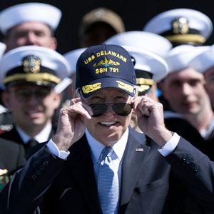 ​Joe Biden e la marina Usa