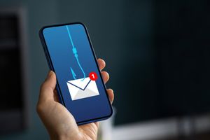 ​Messaggi fraudolenti, phishing sullo smartphone