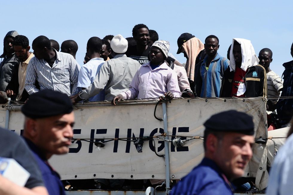 L'invasione dei migranti e le colpe (nostre e dell'Europa)