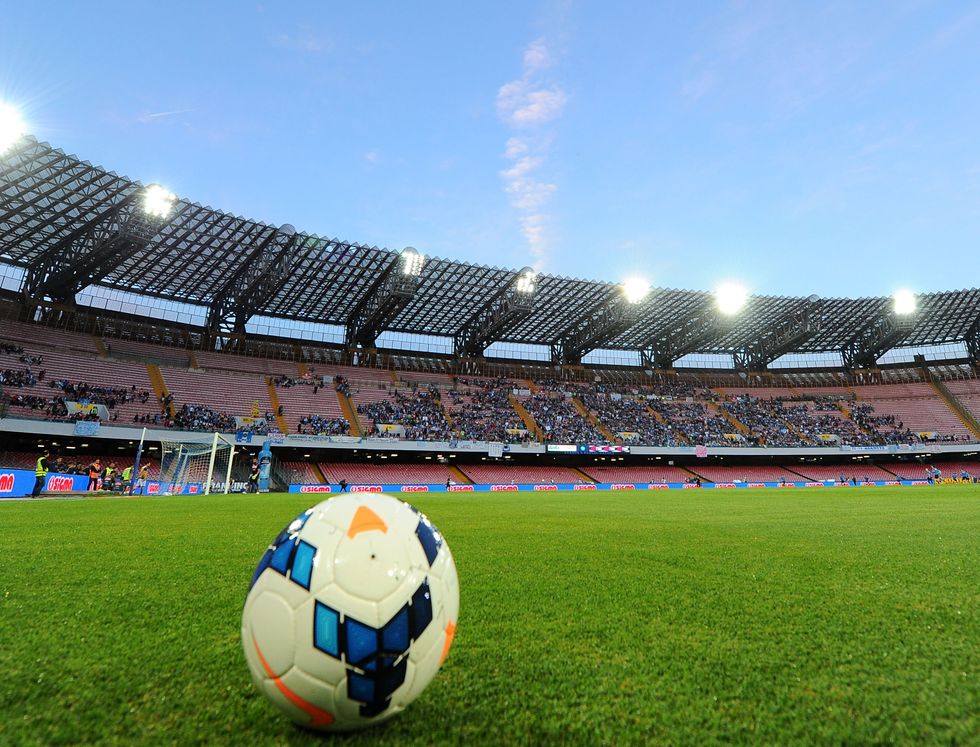 Napoli-Roma e lo spettacolo (?) del calcio blindato