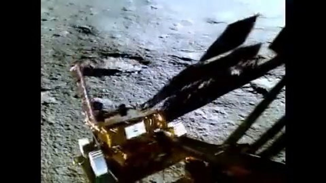 La Luna vista dalla sonda indiana Chandrayan-3 | video