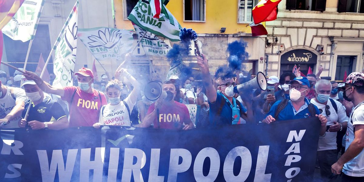 ​Manifestazione  contro la chiusura stabilimento Whirlpool