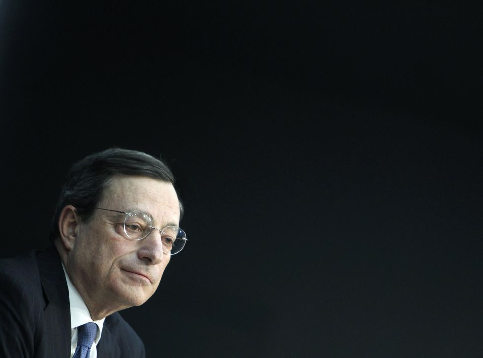 Crisi: adesso anche Draghi prende tempo
