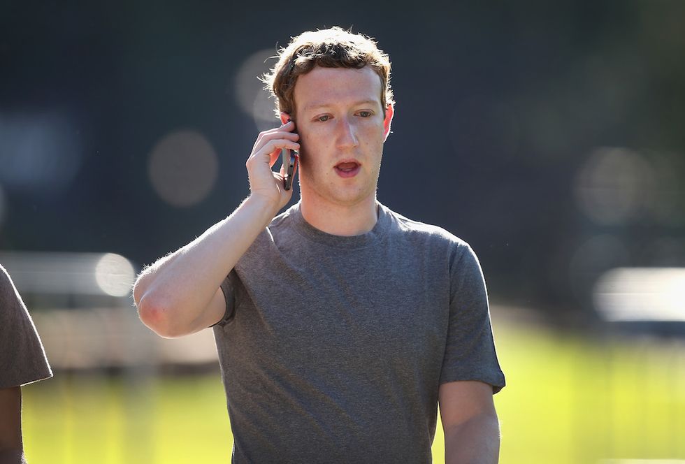 Facebook: i dipendenti rivelano dieci cose tremende del loro lavoro