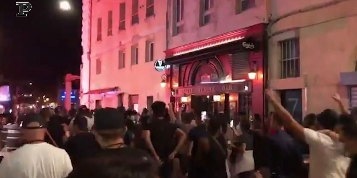 Sconfitta PSG, a Marsiglia si festeggia senza distanziamento