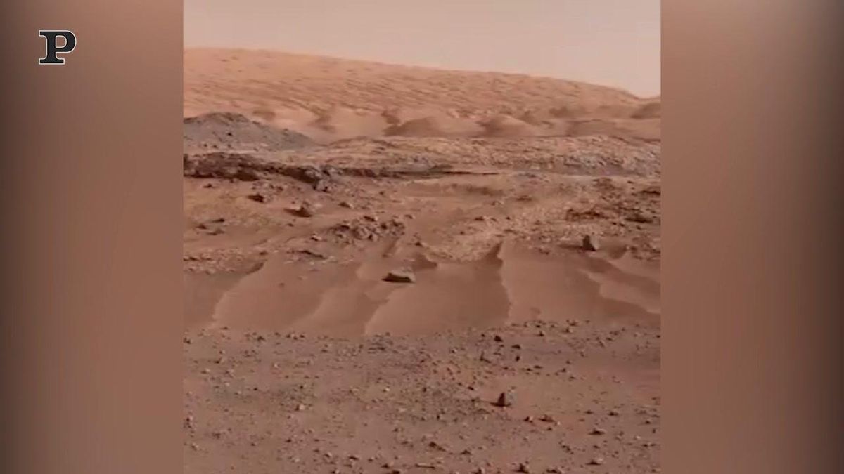 La superficie di Marte e i primi suoni registrati dal Curiosity Rover | video