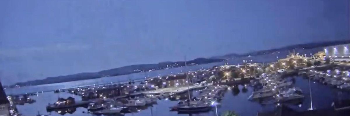 Norvegia, un meteorite squarcia il cielo tra la paura dei cittadini | Video