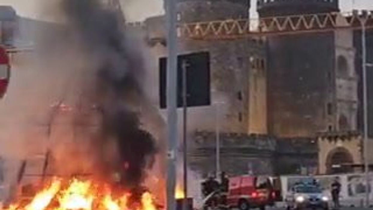 Napoli, incendio distrugge opera d'arte "Venere degli stracci"