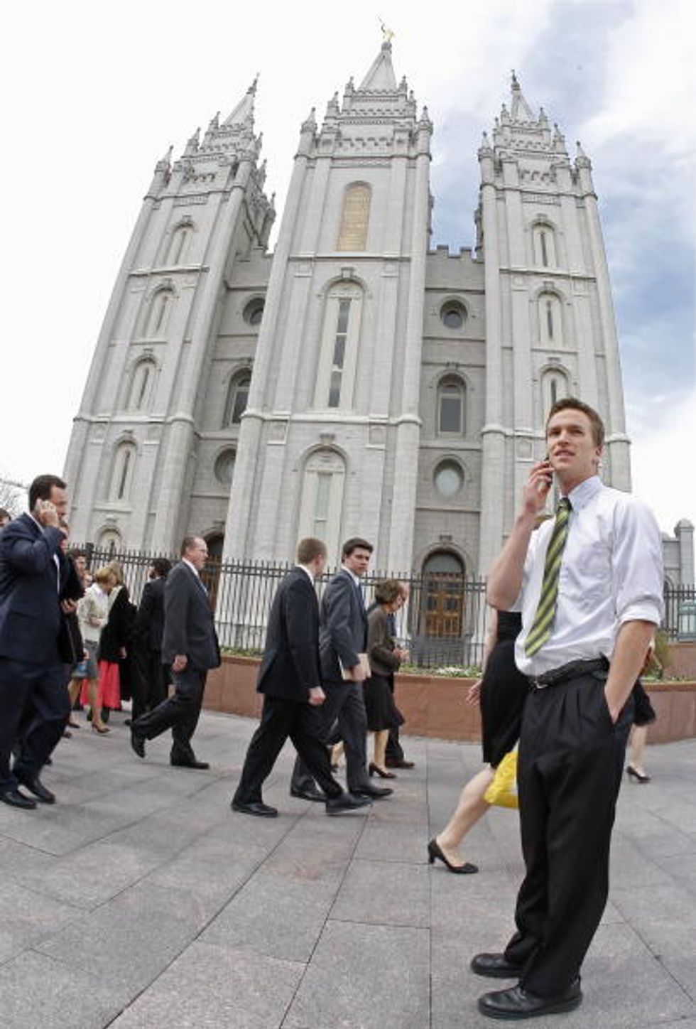 Anche i missionari (mormoni) su Facebook. Ma in "segreto"