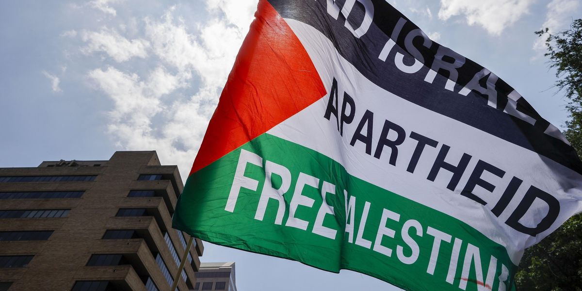 «Palestina libera, dal fiume al mare» il ritornello buono per ministri, politici, rettori