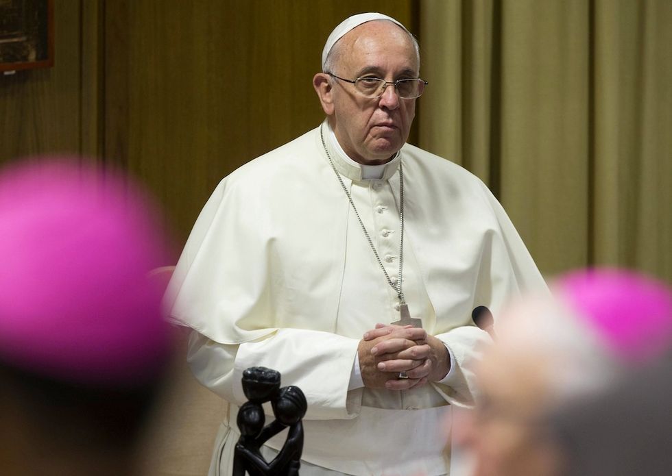 Vaticano in imbarazzo per i diplomatici gay