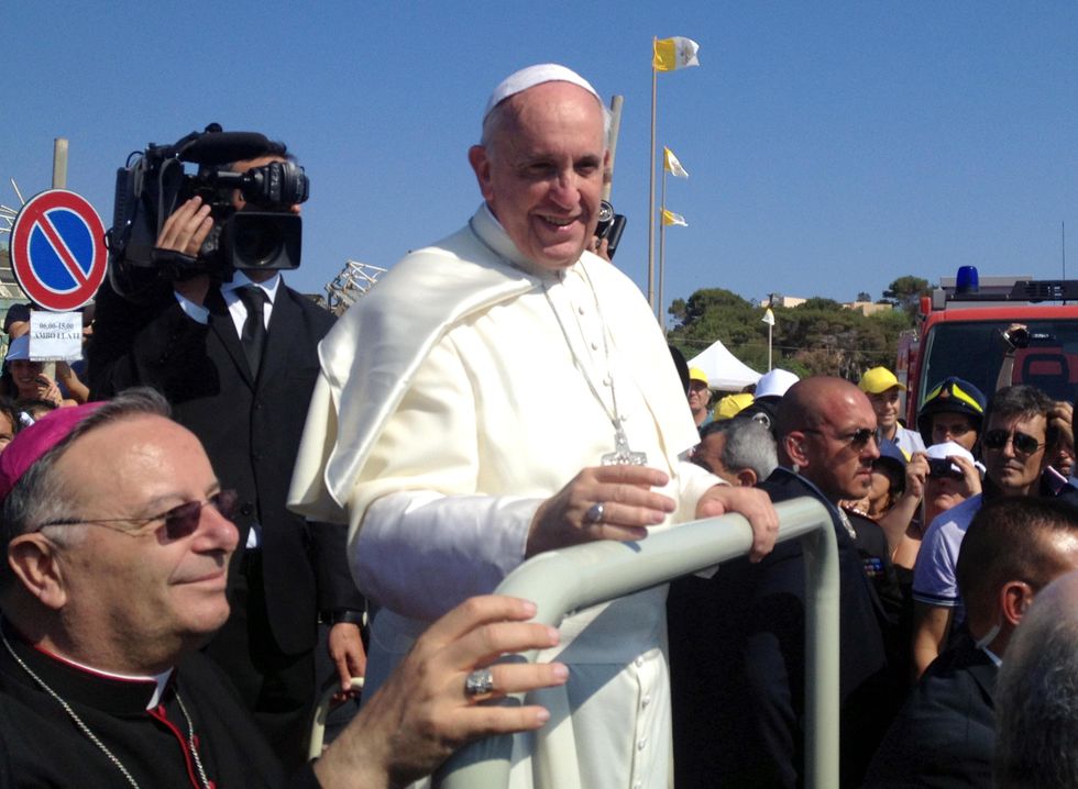 Il Papa a Lampedusa? Un panzer destinato allo scandalo