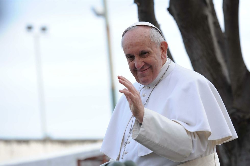 Papa Francesco a Napoli: "la corruzione puzza"! - LE FOTO
