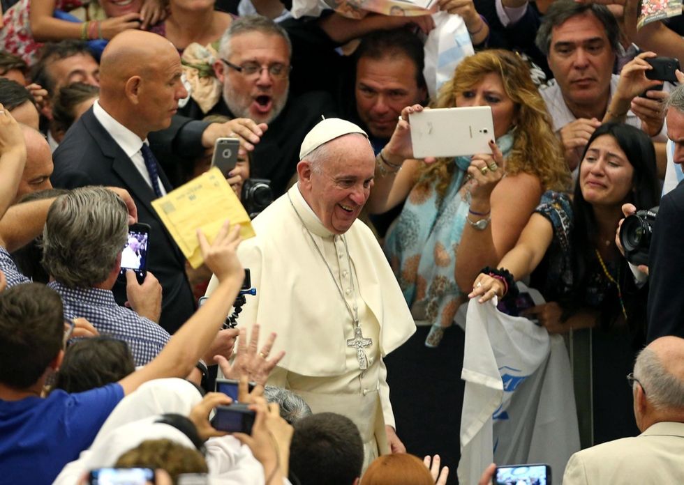 Papa Francesco: "Non trattate i risposati come scomunicati"