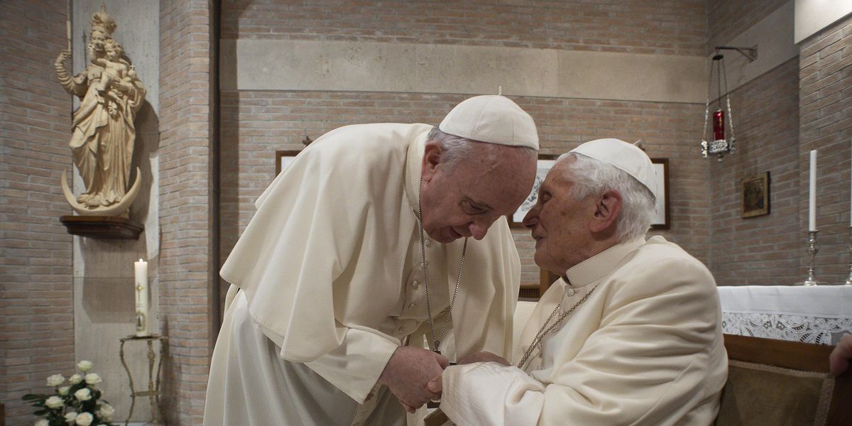 Papa Francesco e l'emerito Benedetto