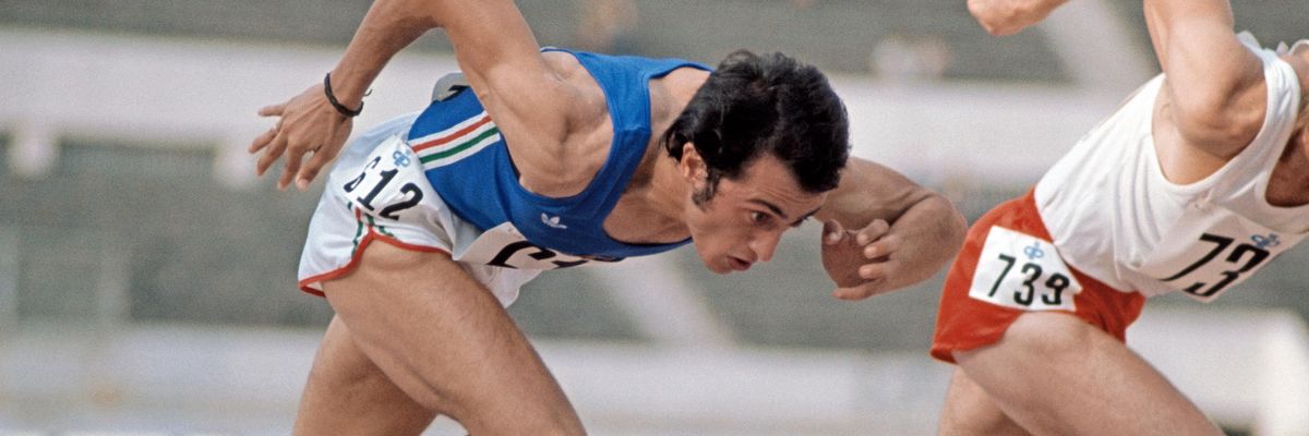 ​Pietro Mennea corre i 100 metri