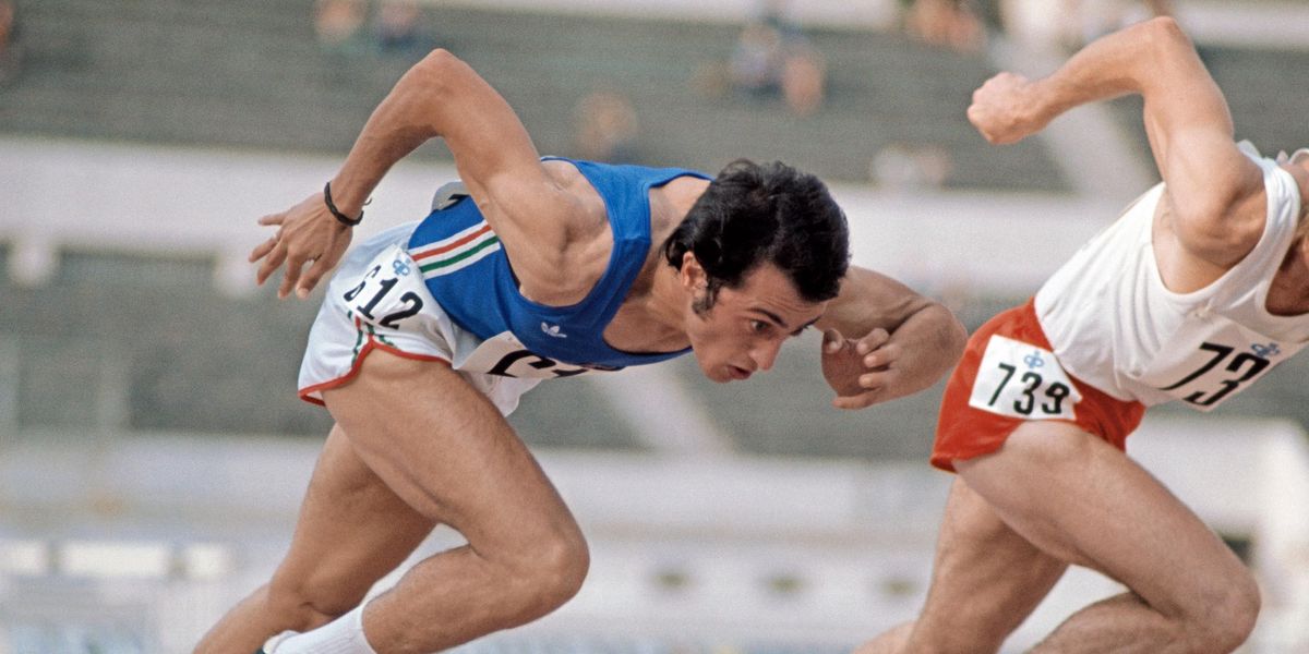 ​Pietro Mennea corre i 100 metri