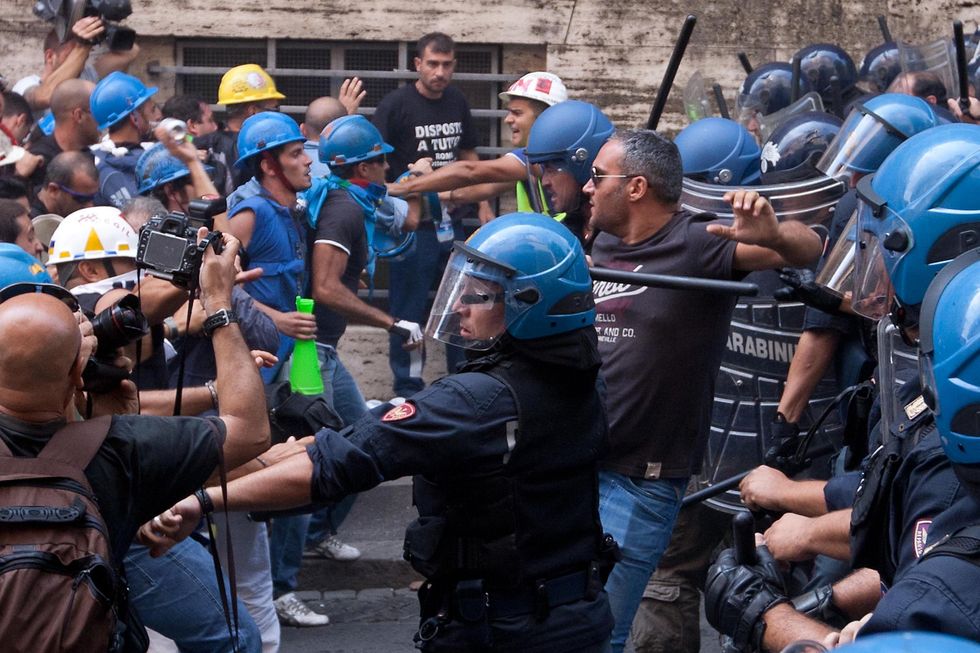 'I lacrimogeni a Roma? Un errore', parola di sbirro