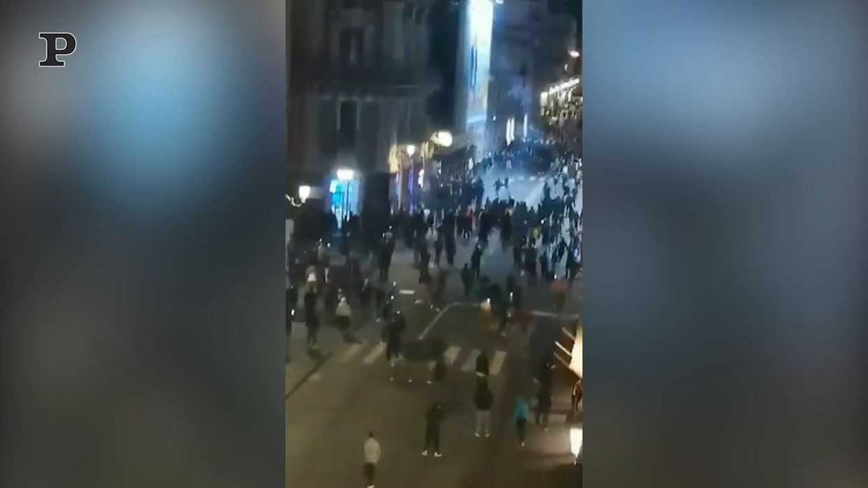 Catania come Napoli, proteste per le chiusure stabilite dal Dpcm | video