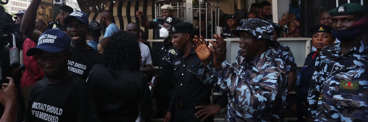 ​Proteste durante le elezioni nigeriane svoltesi a fine febbraio