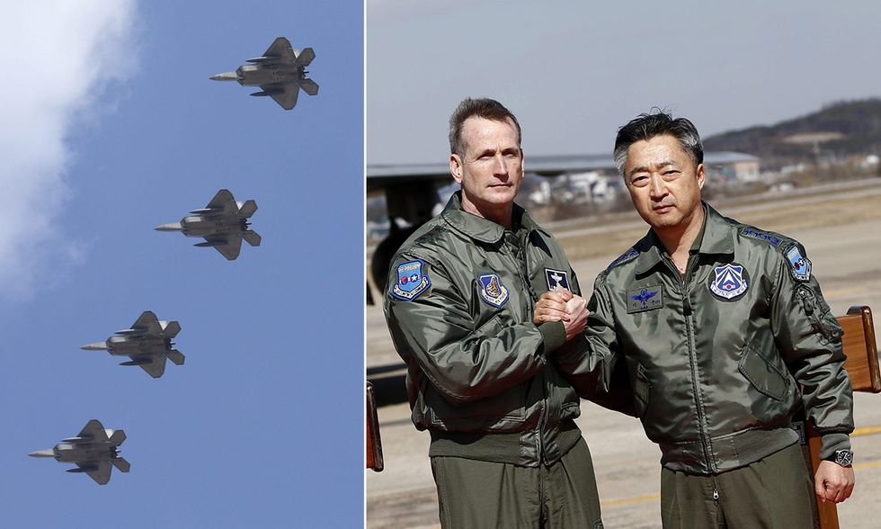 Quattro F-22 Raptor Stealth Fighter in Corea del Sud