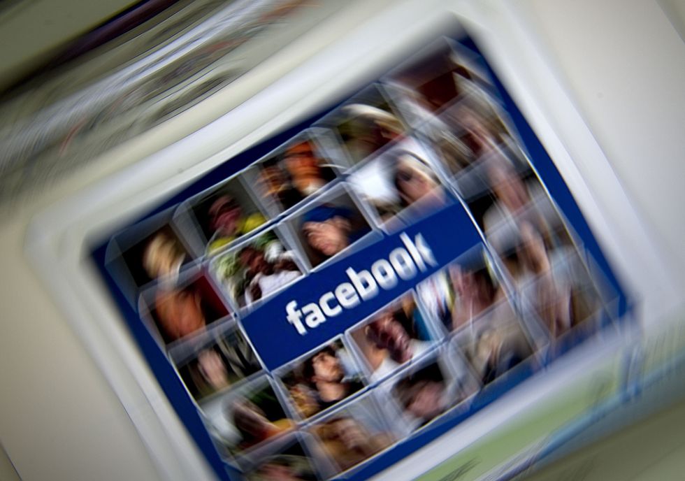 Facebook: ammessi i video con decapitazioni. Perché è un errore