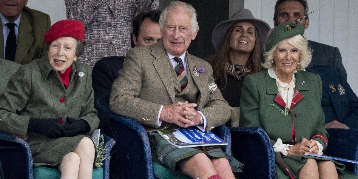 Re Carlo d'Inghilterra, Camilla duchessa Cornovaglia e principessa Anna