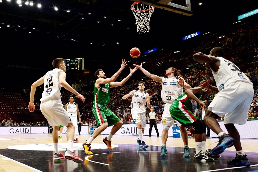 Basket, Final 8: Milano-Avellino, una finale doppiamente storica