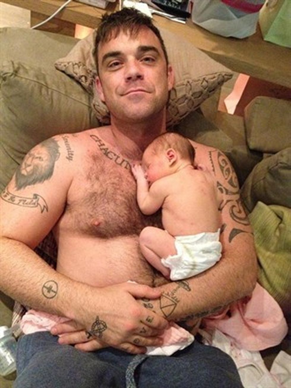 Robbie Williams con la figlia Theodore Rose