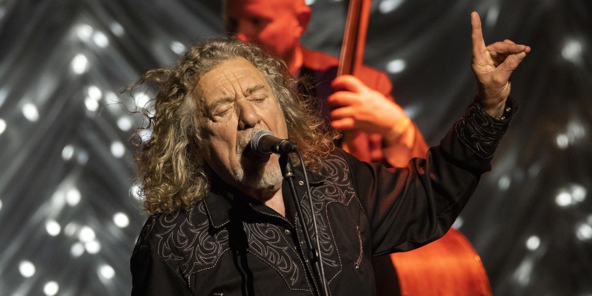 Robert Plant: magia e classe agli Arcimboldi di Milano