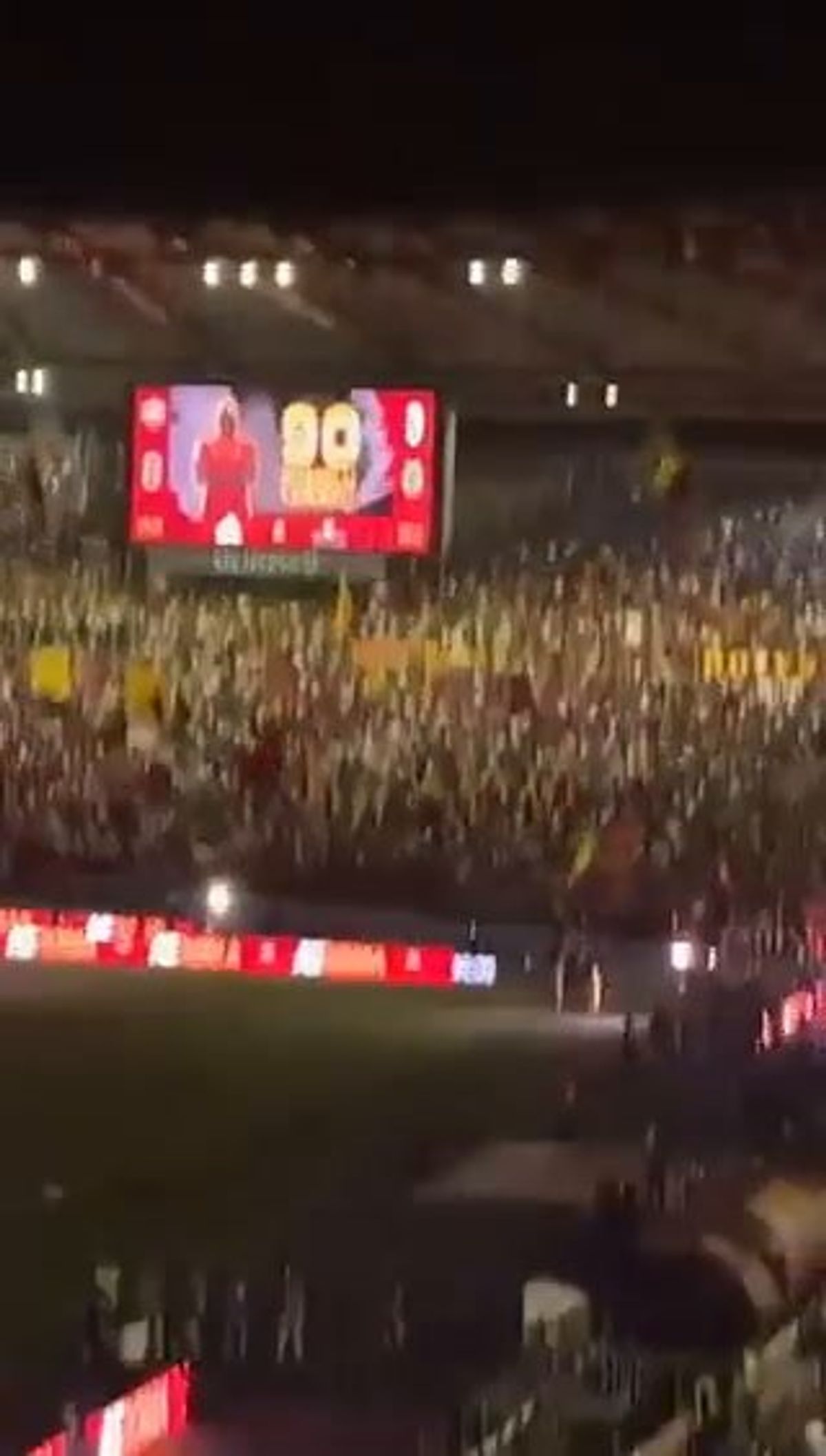 Lukaku, cori razzisti dalla curva del Milan all'Olimpico I video