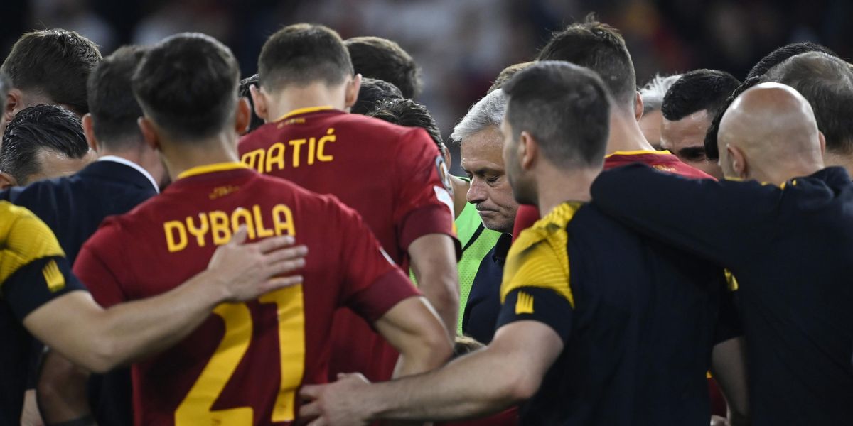 roma siviglia finale europa league sconfitta rigori mourinho dybala