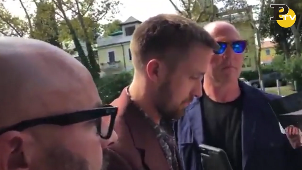Ryan Gosling arriva al Festival del Cinema di Venezia video