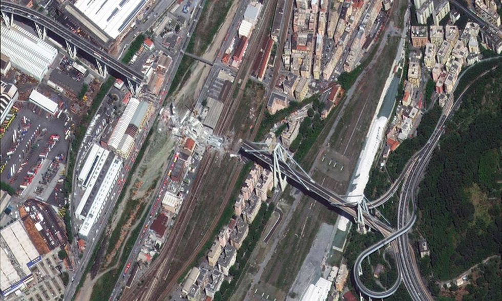 Satellite sul ponte Morandi