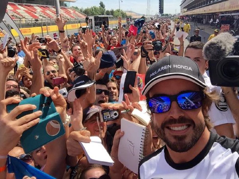Alonso torna in Spagna dopo l'incidente del Montmelò