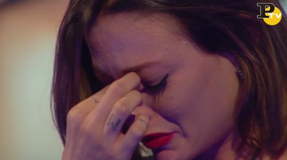 Silvia Provvedi piange per Fabrizio Corona video